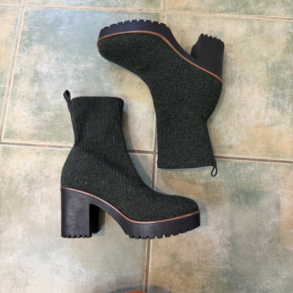 Chinese Laundry Green Sweater Knit Lugg Sole Booties Size 8 Platform - Picture 2 of 10